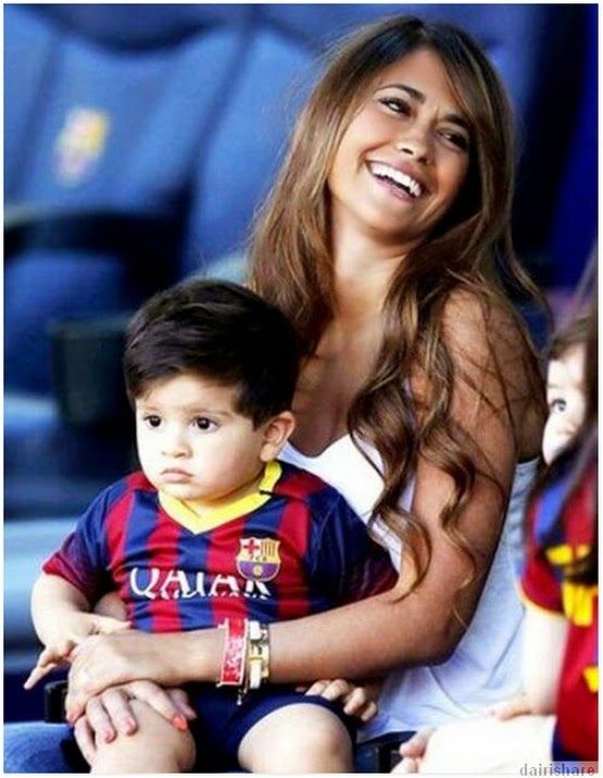 Siapa Istri Lionel Messi Ini Profil Biodata Antonella Roccuzzo Wanita ...
