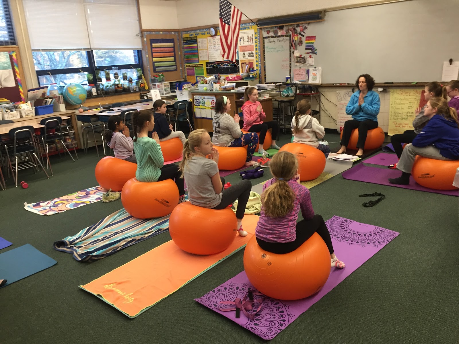 Kids Keeping Up! Rise and Shine Yoga... With Yoga Balls