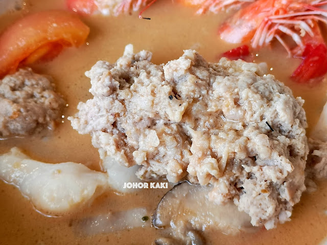 Woodlands Seafood Soup Yan Ji in Marsiling Mall Singapore 炎记威威食品海鲜汤 Woodlands Seafood Soup Yan Ji in Marsiling Mall Singapore 炎记威威食品海鲜汤