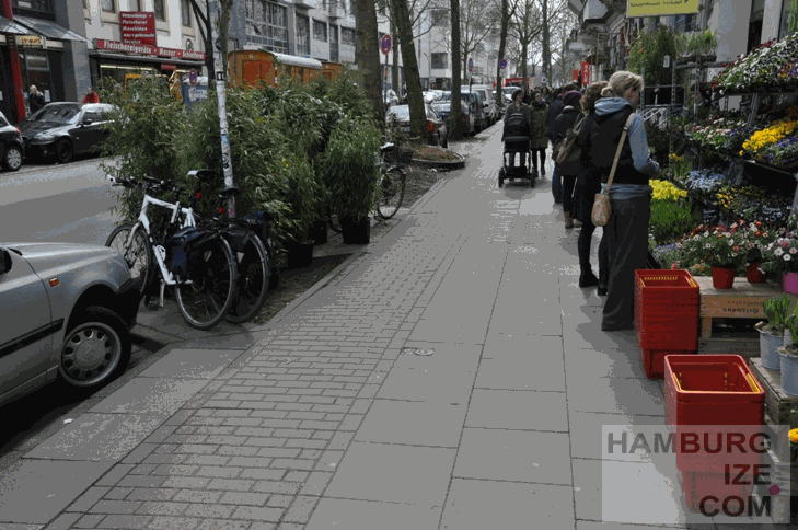 Schanzenastraße - Gartencenter-"Radweg" © hamburgize.com / Stefan Warda