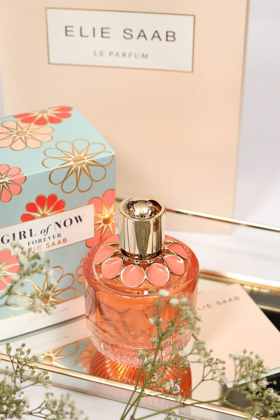 Playful Woman Scents New Fragrances Fragrance Und Scented Candles