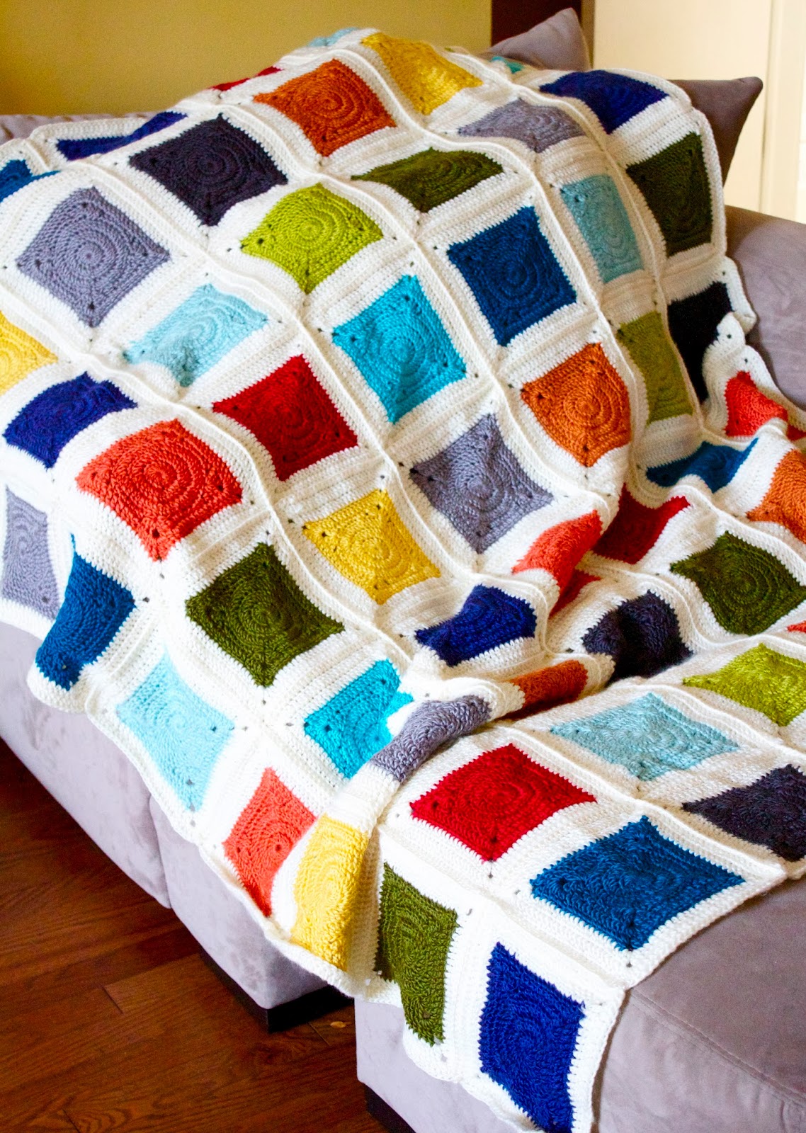 Modern Granny Square
 Handmade by Meg K Modern Take on the Granny Square