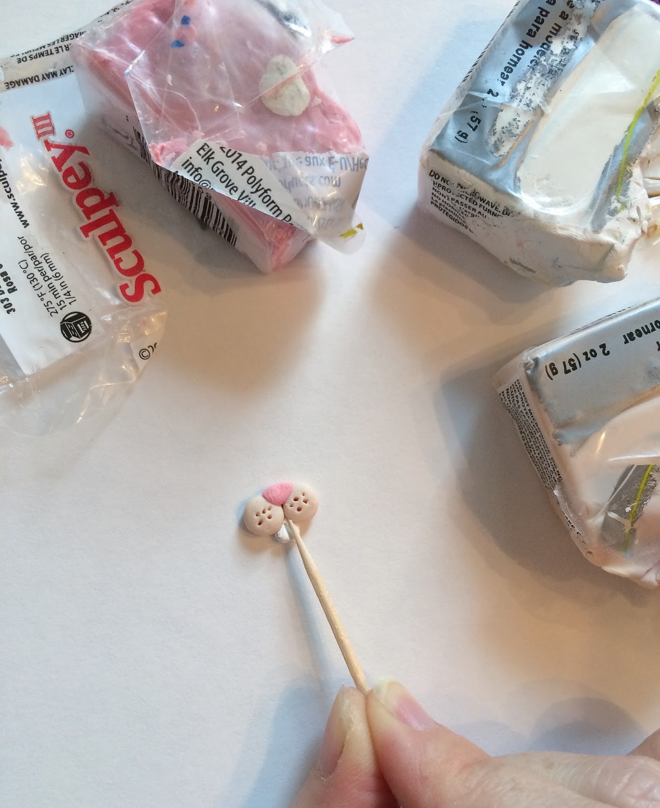 smART Class How to make a pipe cleaner Bunny (by Shelby)