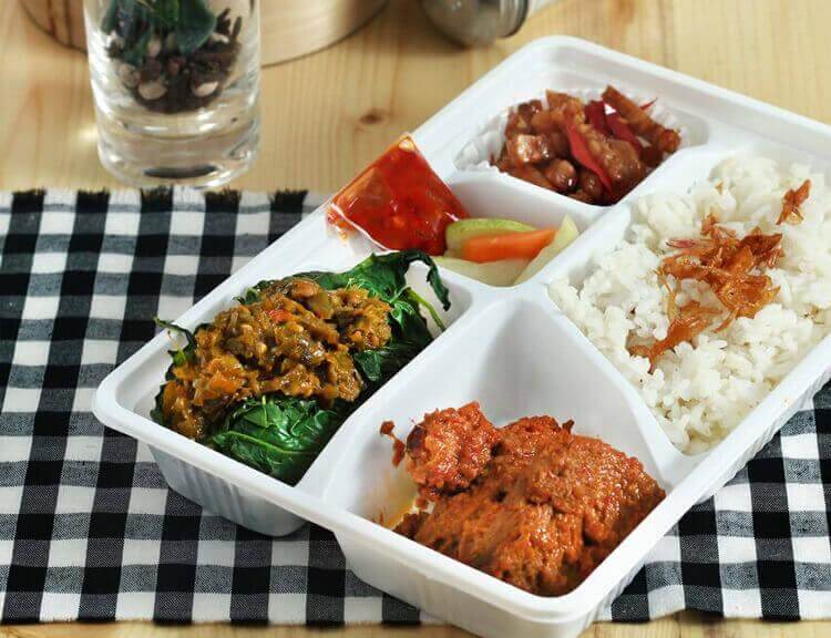 Menu Catering Kantor dengan Nasi Kotak Diary Pink Tian