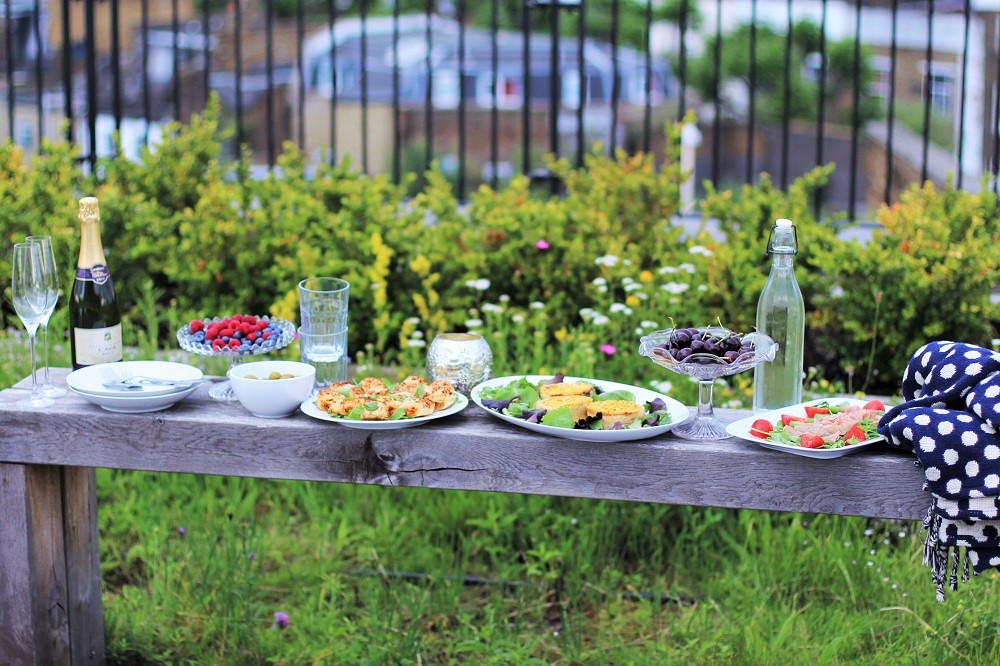 ROOFTOP PICNIC Emma Louise Layla