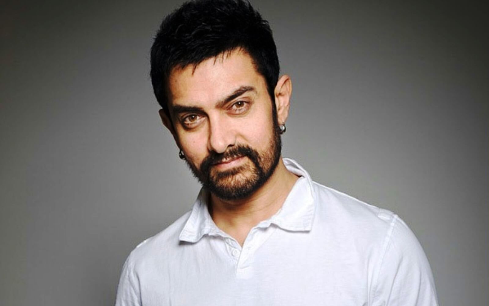 Aamir Khan Wiki Biography Age Height Weight Birthdate Other Details Top Blog List He has hardly had any flops in the last 18 years, but there have been a couple of disappointments in his career. top blog list top blog list blogger