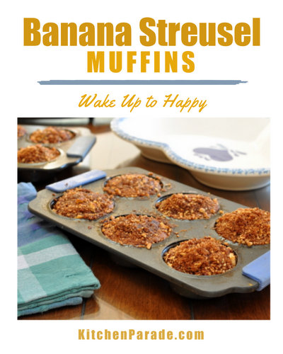 Banana Streusel Muffins ♥ KitchenParade.com, a super-moist muffin made with very ripe bananas and reduced sugar, topped with nuts and cinnamon.