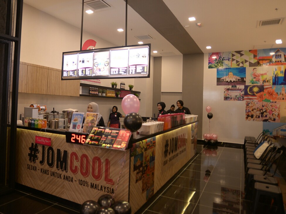 Pembukaan Kiosk Terbesar CoolBlog di Melawati Mall Pembukaan Kiosk Terbesar CoolBlog di Melawati Mall