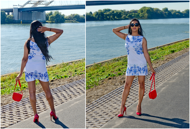 Blue and White China Print Dress - size M