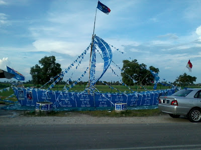 Replika Kapal Layar UMNO