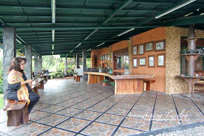 la lita villa gunung bunder