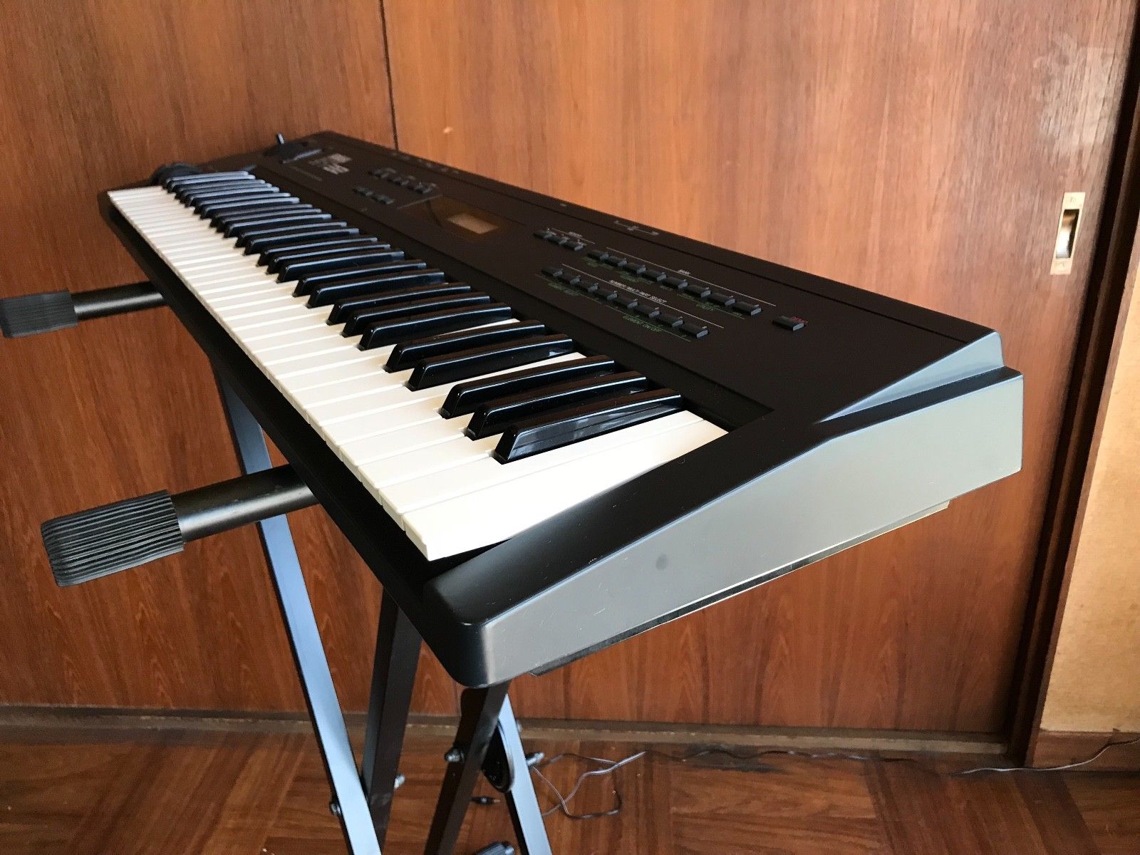 MATRIXSYNTH Yamaha SY22 Dynamic Vector Synthesizer Keyboard