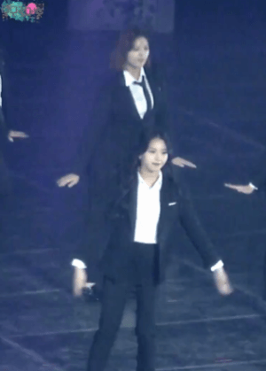 요즘 아이돌 사이에서 유행하는 춤 | 인스티즈