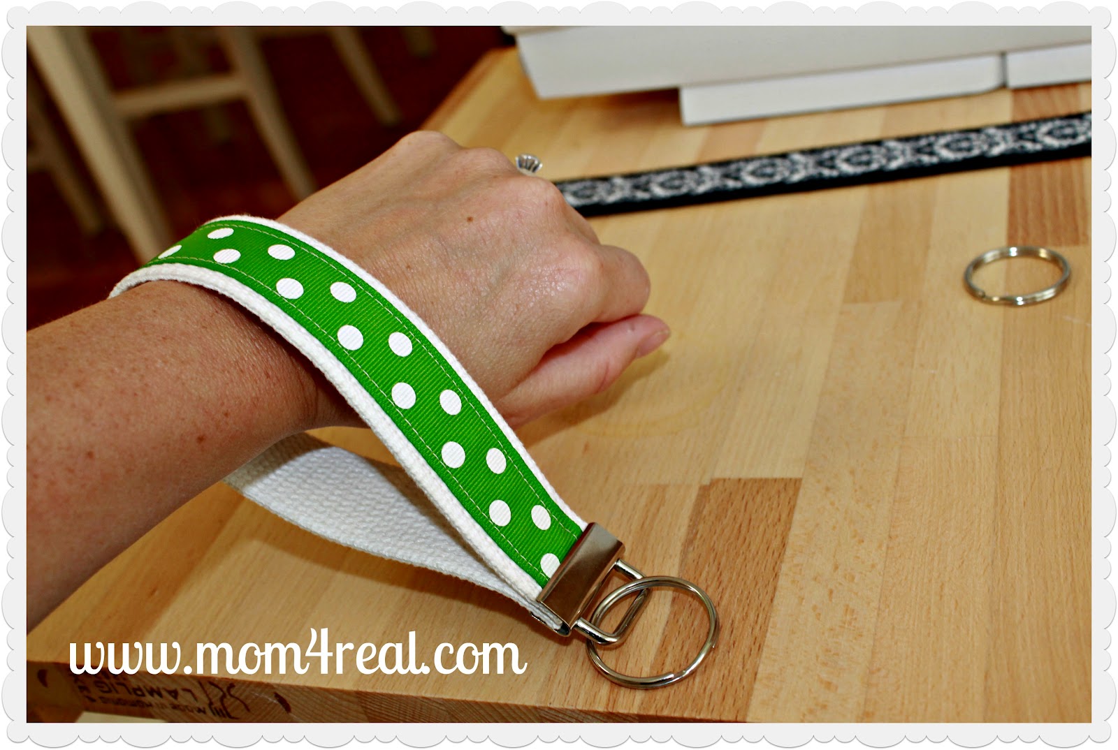Make Your Own Wristlet Key Fob Mom 4 Real