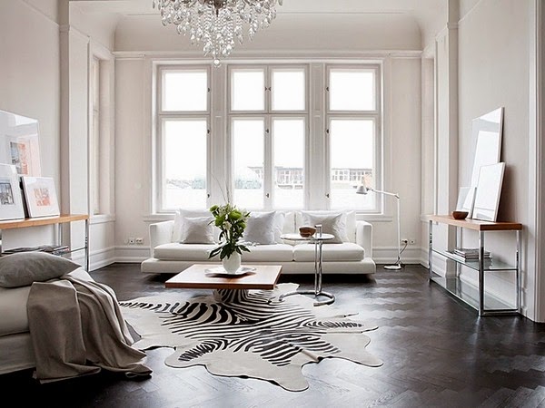 Apartment with high ceilings in Sweden