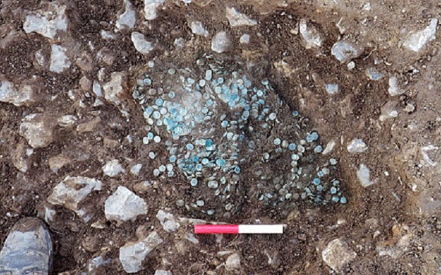 Treasure hunter discovers 22,000 Roman coins