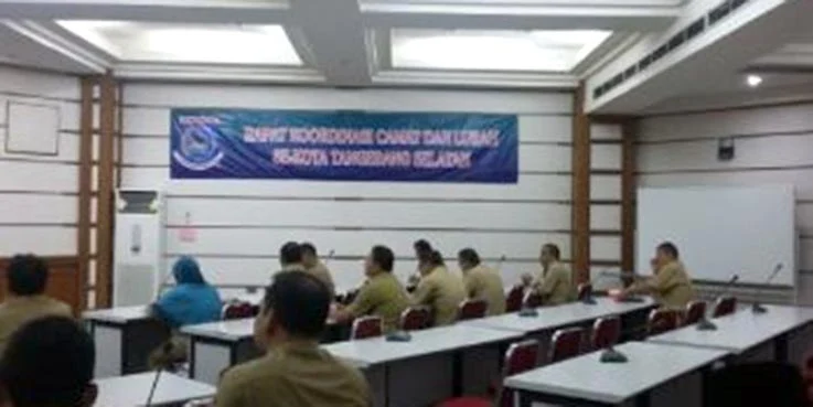 Rapat Koordinasi Camat dan Lurah Kota Tangerang Selatan.
