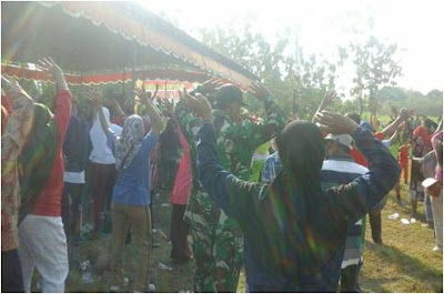 GERAK JALAN SEHAT DAN SENAM BERSAMA HUT RI KE 72 TAHUN 2017