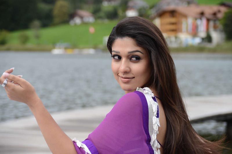 PiczGallerys: Nayanthara in Love Story Movie Stills