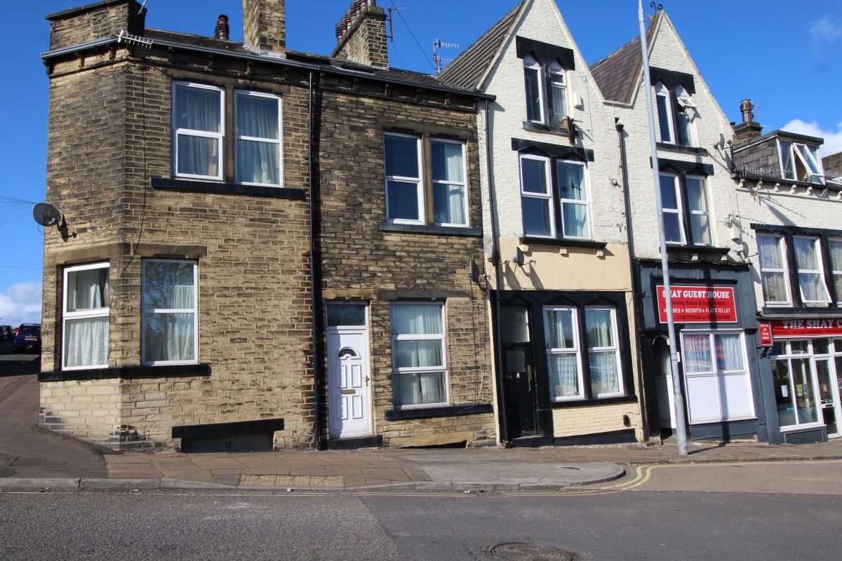 This Is Halifax Property This Is Halifax Property 3 bed terraced