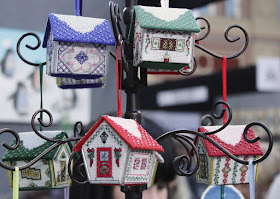 cross-stitch-house-christmas-decorations