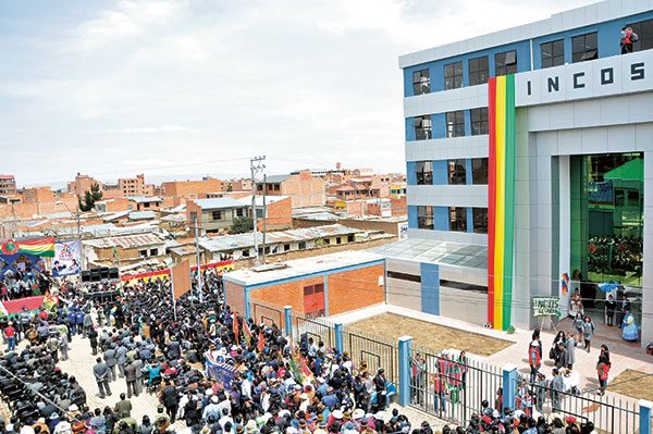 Instituto alteño, promotor de la feria internacional / INCOS