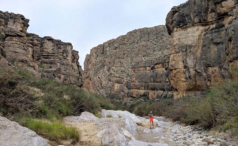 Dog Canyon Trail