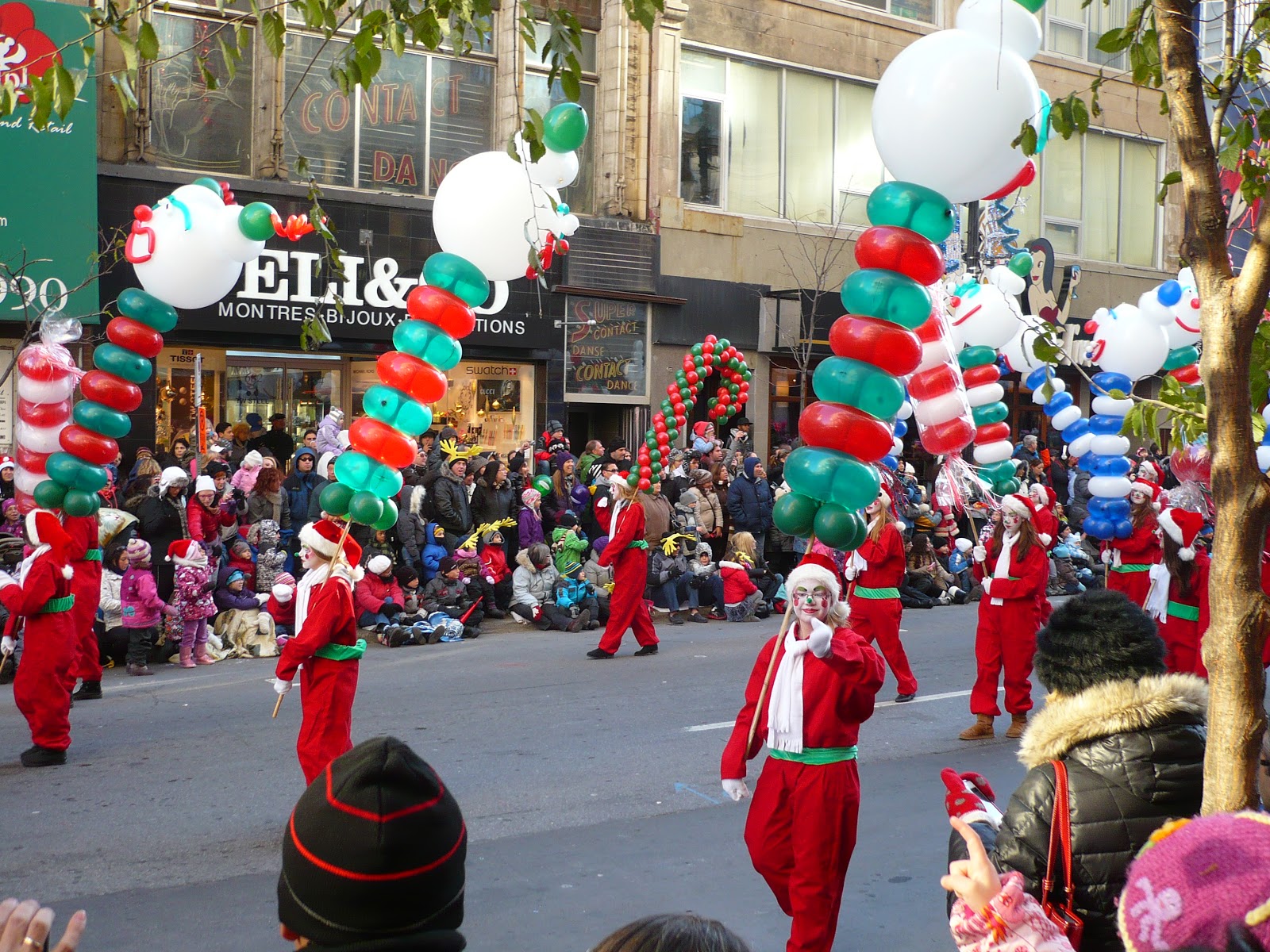 CANADA, trois petits points: parade de noël &#038; finale de l&#39;est