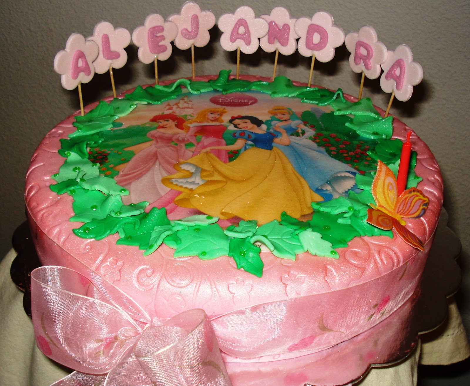 El Rincon del Gourmet Venezolano: Tarta Princesas Disney