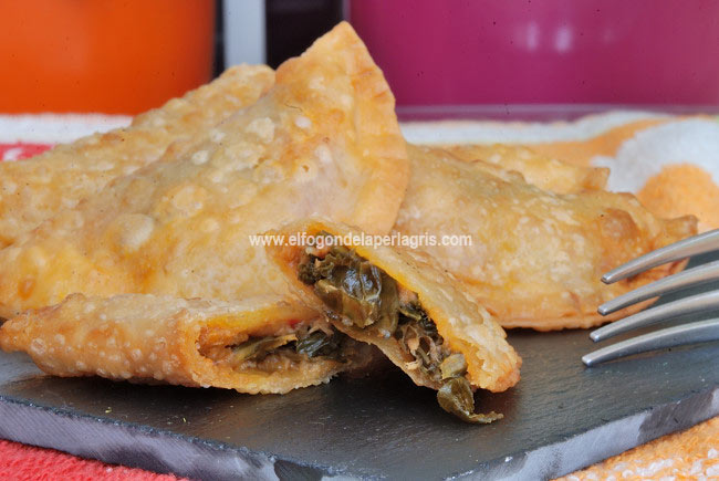 Empanadillas de kale y atún Empanadillas de kale y atún