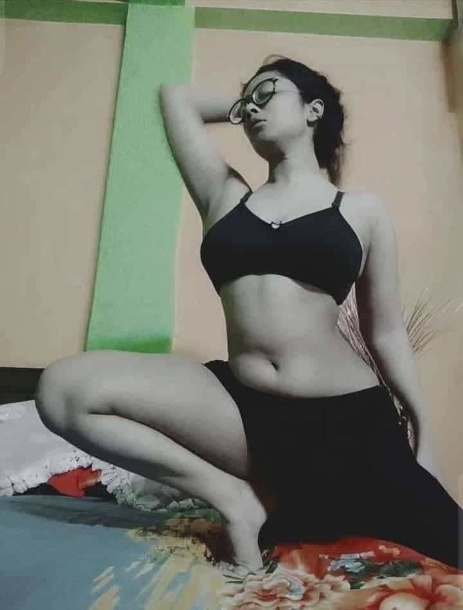 hot indian girl nude selfie