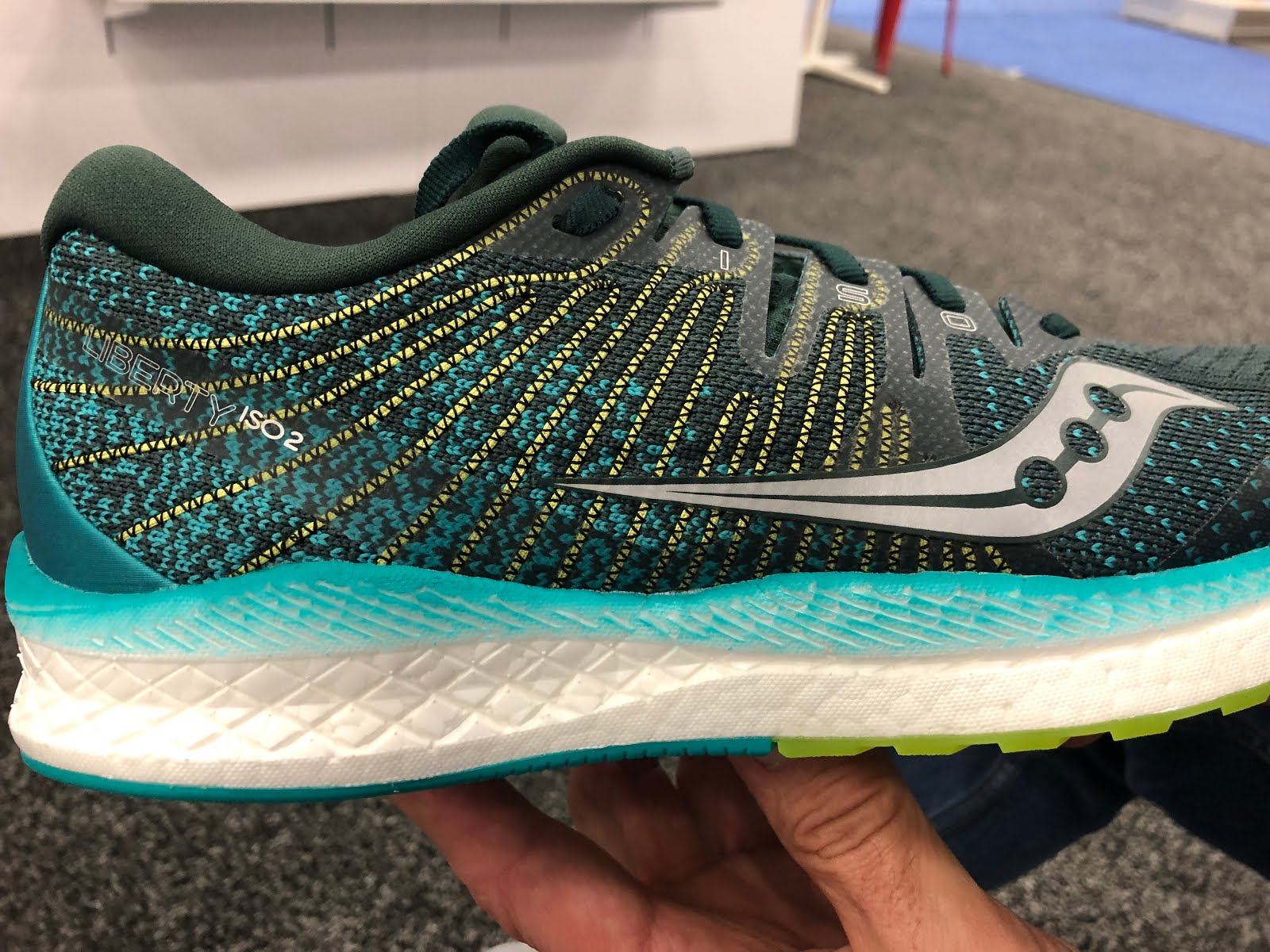 saucony liberty iso 2 review