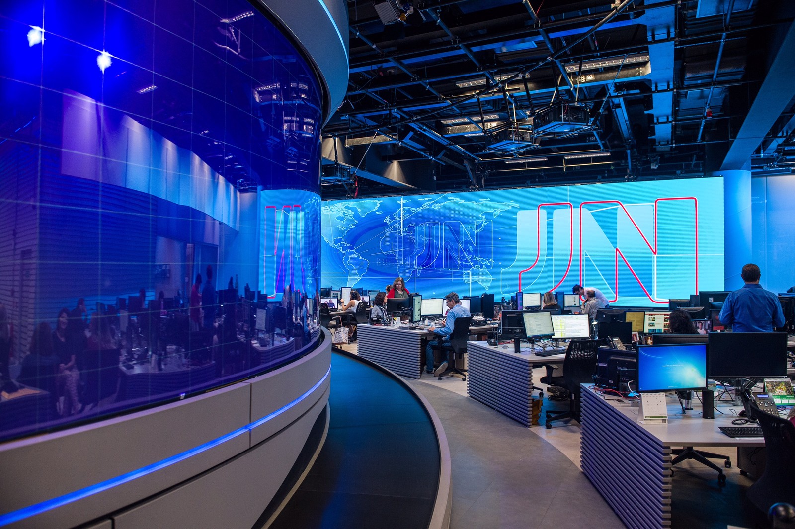 Imagem da TeleVisão Jornal Nacional estreia em casa nova