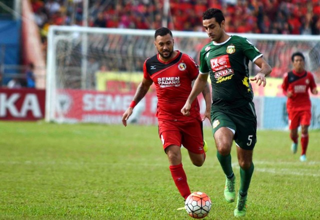 Ingin Memutus Rekor Tak Terkalahkan Semen Padang, Pelatih BFC: Saya Belum Paham Kekuatan Mereka Ingin Memutus Rekor Tak Terkalahkan Semen Padang, Pelatih BFC: Saya Belum Paham Kekuatan Mereka