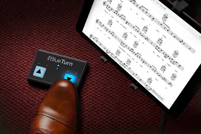  IK Multimedia iRig BlueTurn Bluetooth Page Turner for iOS and Android