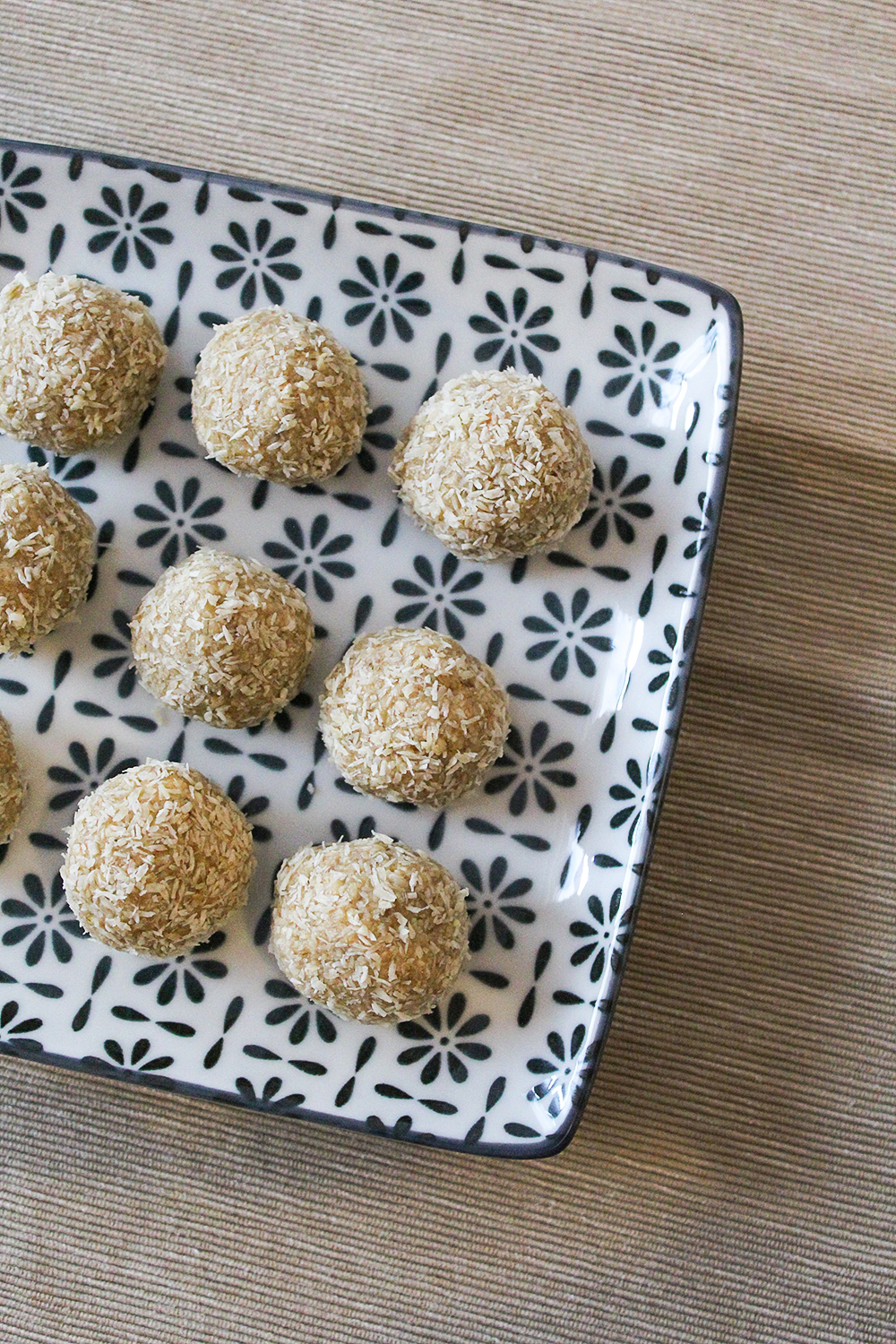 Rezept Bliss Balls/Energy Balls vegan 2 Varianten GOLDEN SHIMMER