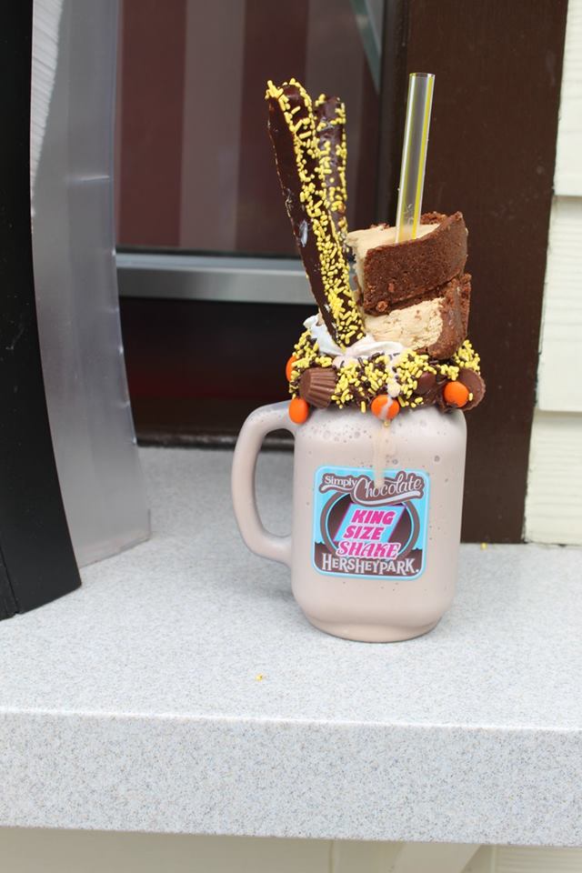 My Top 2 Favorite Places to Eat at While at Hershey Park 