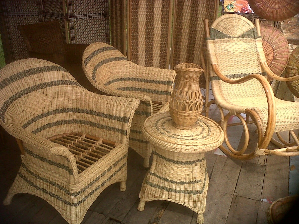 handicrafts of rattan PELUANG BISNIS