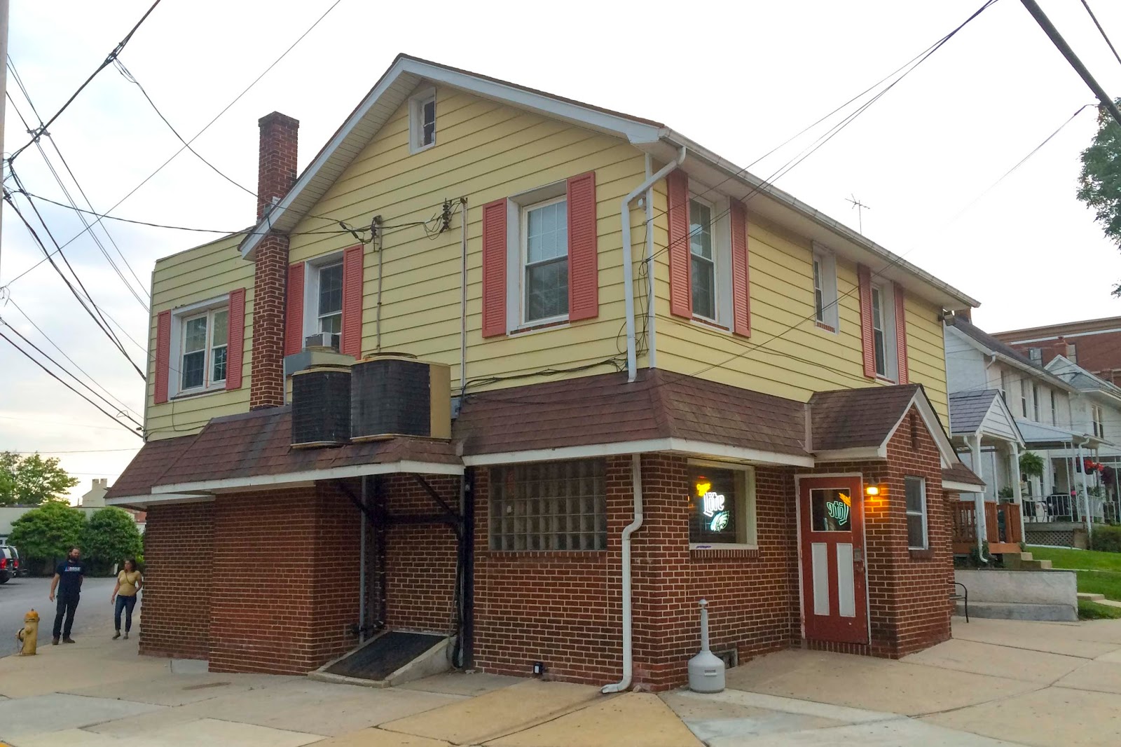 Philly Phoodie Square Bar