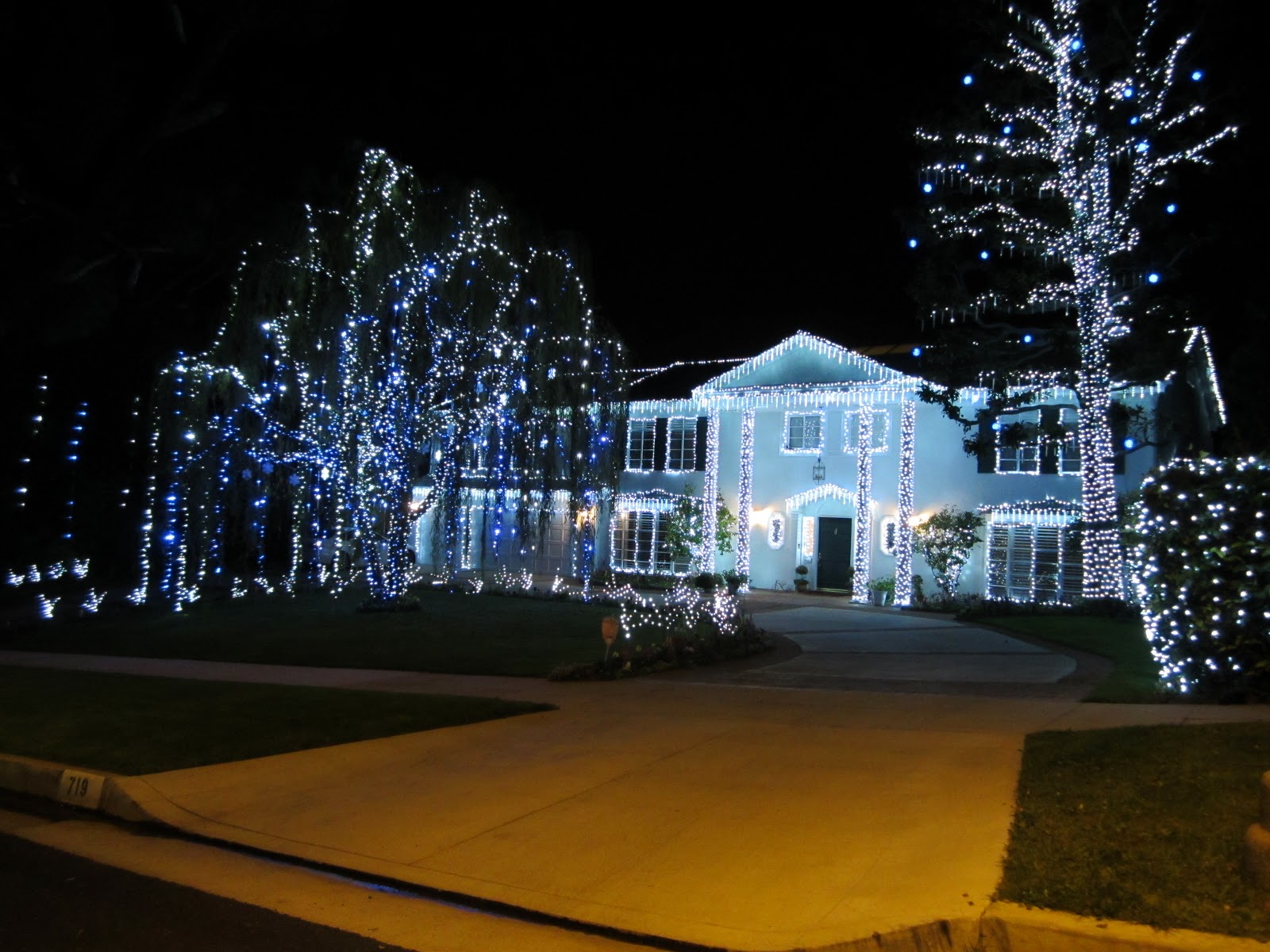 Koo Koo California from A to Z Christmas Past