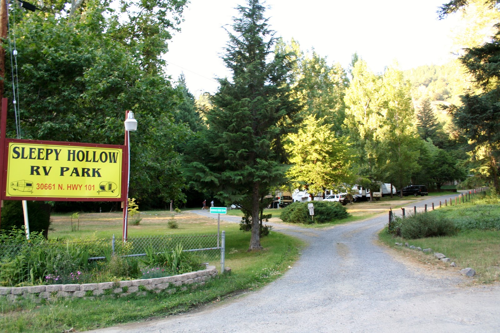 Joe, Diane, & Mallery's Big Adventure Modern Day Gypsies Sleepy Hollow RV Park, Willits, CA.