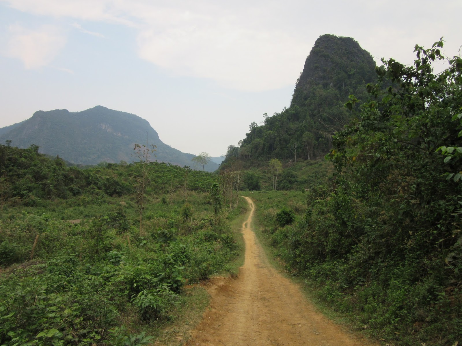 Aldea Houybor, cerca de Muang Ngoi, Laos Aldea Houybor, cerca de Muang Ngoi, Laos