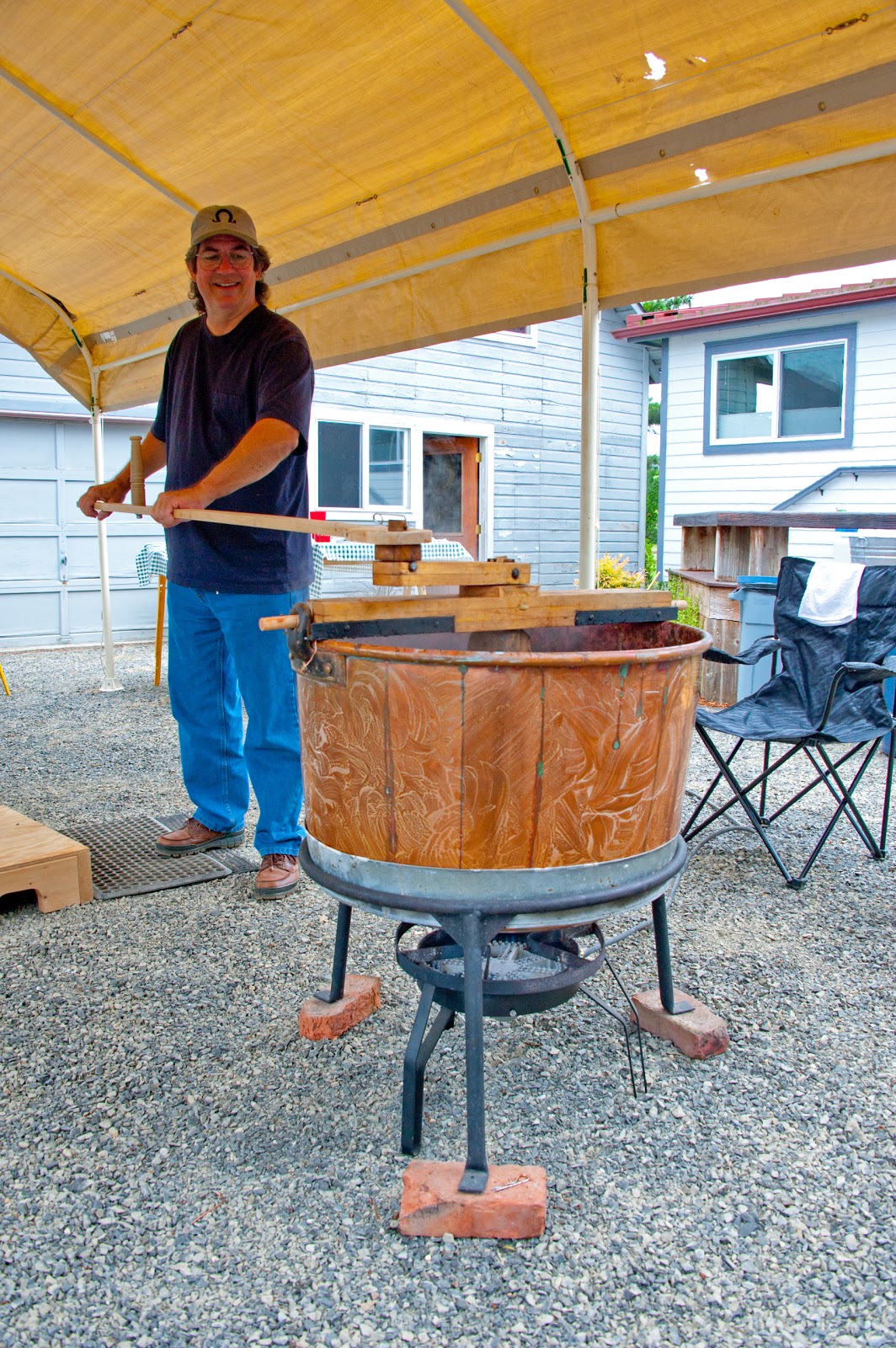 Joy of Discovery Apple Butter in August