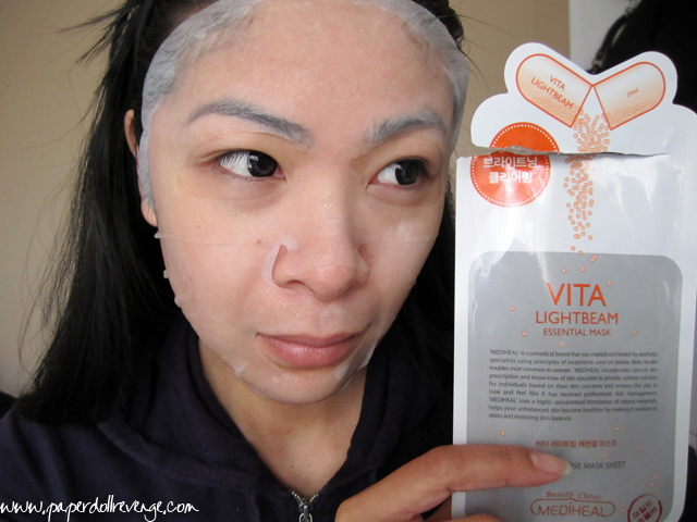Paper Doll Blog: Review: Beauty Clinic MediHeal Vita Lightbeam Essential  Mask