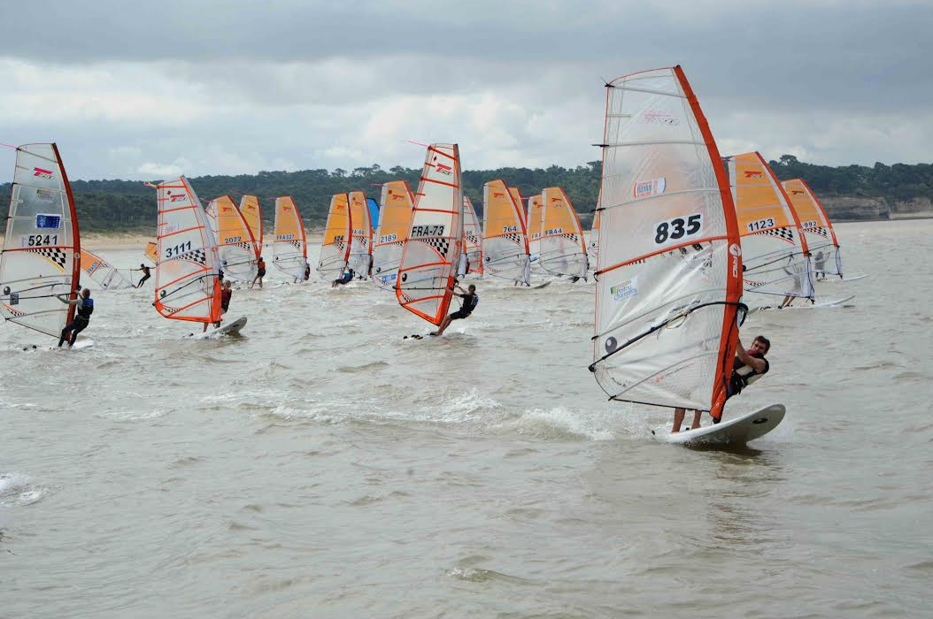 Résultat de recherche d'images pour "stage regional paca windsurf"