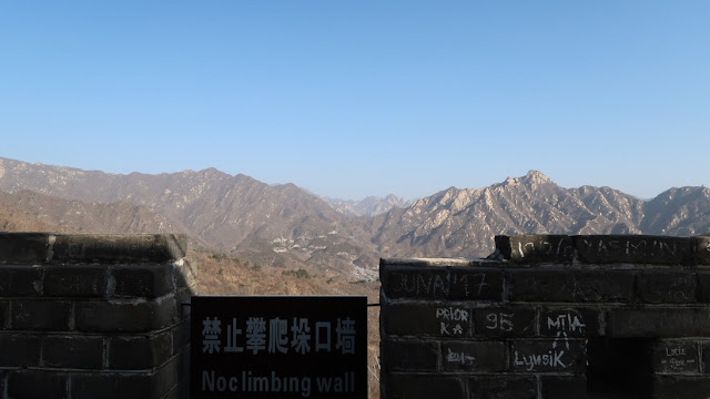 tindakan merusak di tembok china tindakan merusak di tembok china