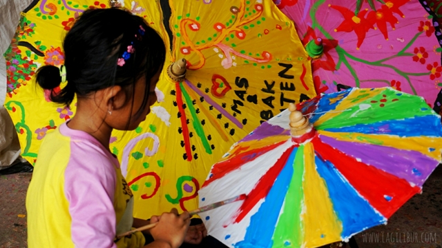 Workshop Melukis di Payung Lukis Ngudi Rahayu Juwiring Klaten