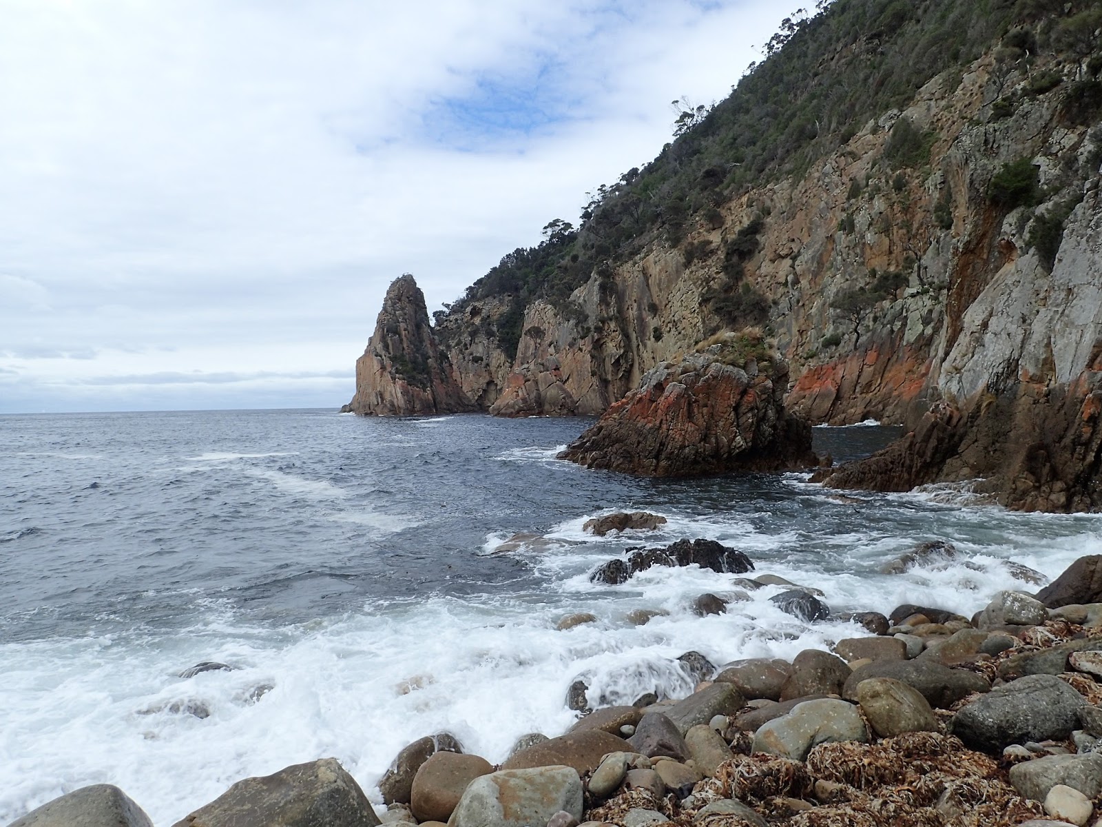 Deep Glen Bay Hiking South East Tasmania