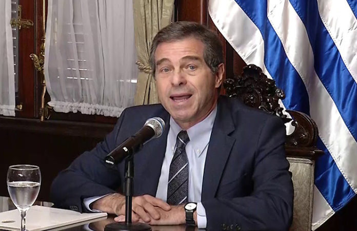 Renuncia en diplomacia uruguaya por diferencias sobre Venezuela Renuncia en diplomacia uruguaya por diferencias sobre Venezuela