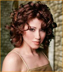 curly hair styles pictures
